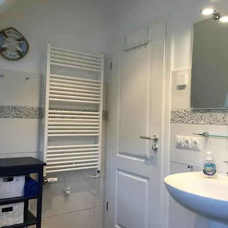 Holiday home Steentje Zingst